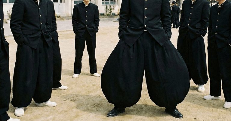 変形学生服の極致「ドカン」とは？